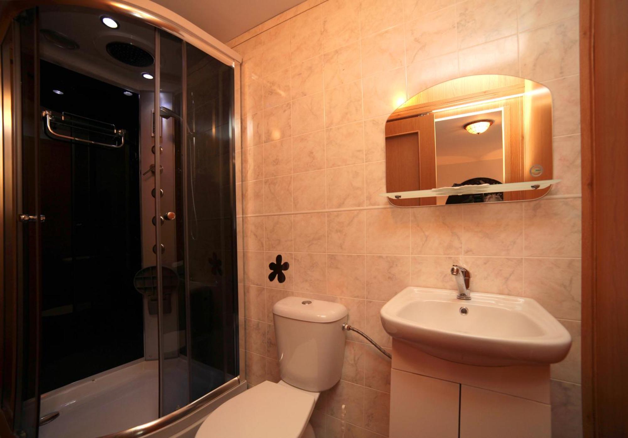 Pension U Kastanu Karlsbad Exterior foto